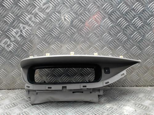 andre-renault-zoe-bfm_-2012-23837289 main image