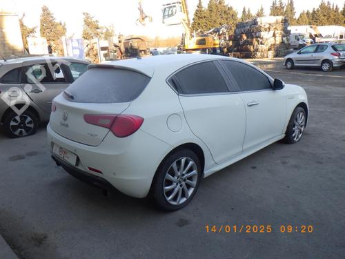 Used Right taillight Right taillight ALFA ROMEO GIULIETTA (940_) 2.0 JTDM (940FXE1A, 940FXG11) (170 hp) 24476154 24476154