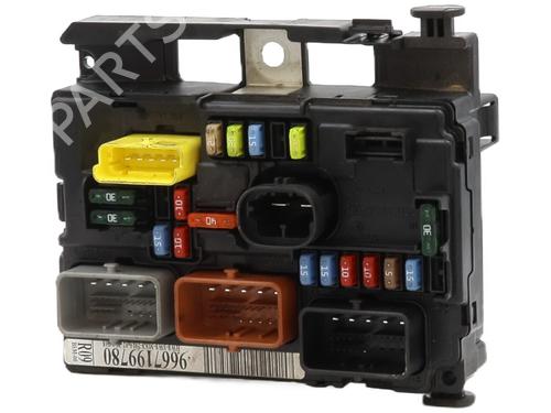 Fuse box CITROËN C3 II (SC_) 1.6 HDi 90 | BP31045994E1 - Image 3