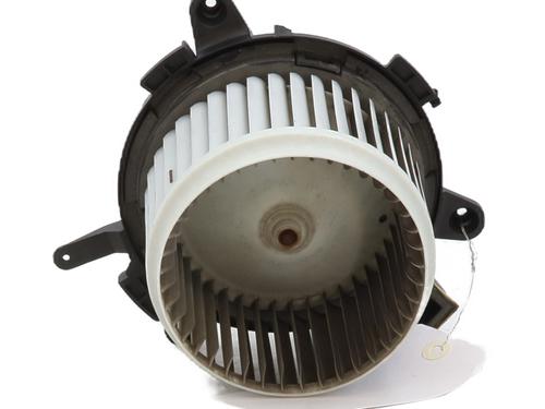 Used Heater blower motor DS DS 7 Crossback (J4_, JR_, JC_) 1.5 BlueHDi 130 (JCYHZJ, JCYHZR) (130 hp) 31278374
