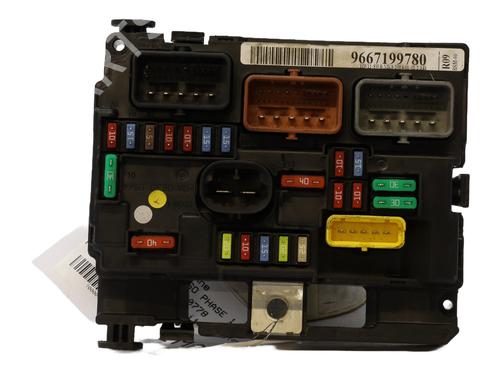 Fuse box CITROËN C3 Picasso (SH_) 1.6 HDi | BP29836874E1 - Image 4