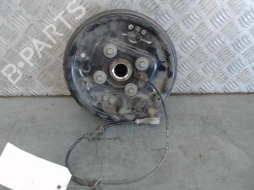 Venstre hjullejehus spindel RENAULT TWINGO III (BCM_, BCA_) 1.0 SCe 70 (BCMB) (69 hp) 29428370