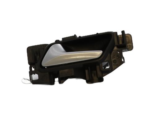 Poignée intérieure avant gauche PEUGEOT 208 II (UB_, UP_, UW_, UJ_) 1.2 PureTech 100 (101 hp) 30849602