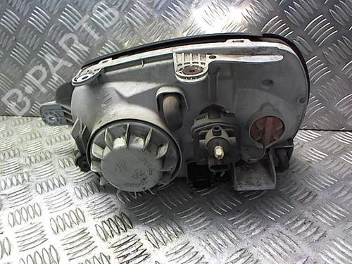 Used Right headlight Right headlight HYUNDAI SANTA FÉ I (SM) 2.0 CRDi 4x4 (113 hp) 23049867 23049867