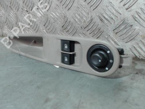 Left front window switch RENAULT ZOE (BFM_) ZOE | BP30595538I27 - Image 3
