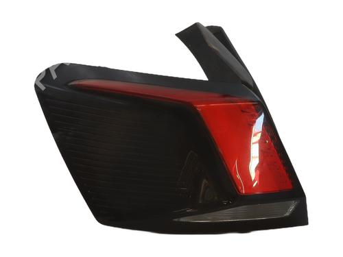 Used Left taillight Left taillight PEUGEOT 3008 II SUV (MC_, MR_, MJ_, M4_) 1.5 BlueHDi 130 (131 hp) 30819075 30819075