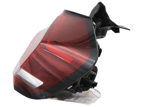 Right taillight CITROËN C4 III (BA_, BB_, BC_) 1.5 BlueHDi 130 (BBYHZB) | BP32060706C35  - Image 5