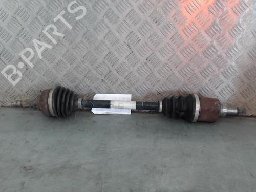 Used Left front driveshaft CITROËN C3 III (SX) 1.2 PureTech 82 (83 hp) 29634382