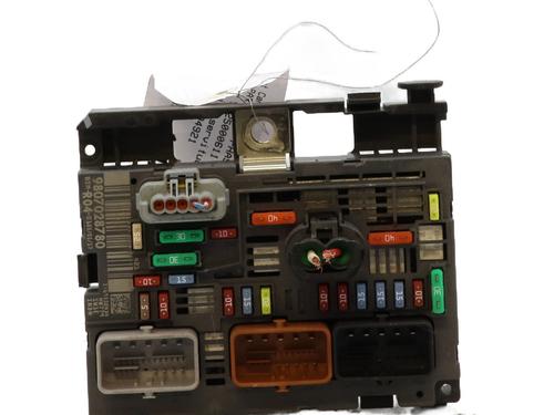 Used Fuse box PEUGEOT PARTNER Tepee 1.2 THP (110 hp) 29161704