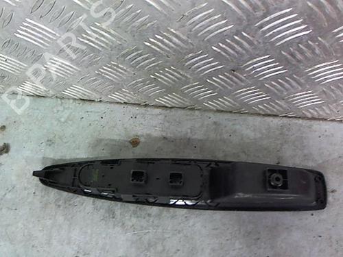 Used Left front window switch Left front window switch BMW 3 Convertible (E46) 325 Ci (192 hp) 23052063 23052063