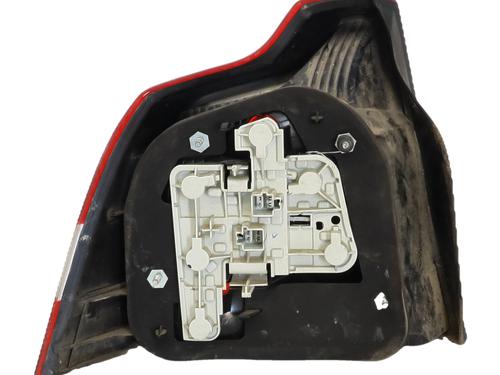 right-taillight-volvo-s40-ii-544-2003-2004-2005-2006-2007-2008-2009-2010-2011-2012-37246688 main image