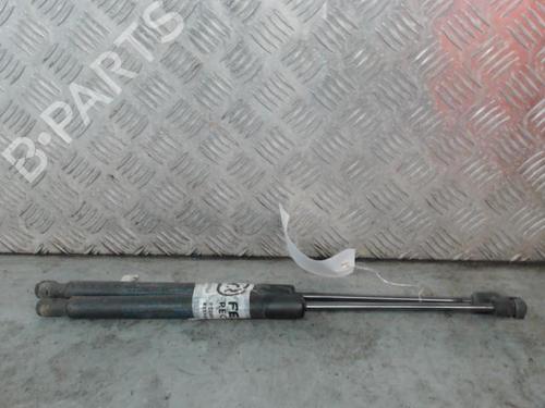 Used Tailgate lift support VW GOLF V (1K1) 2.0 TDI (170 hp) 26431122