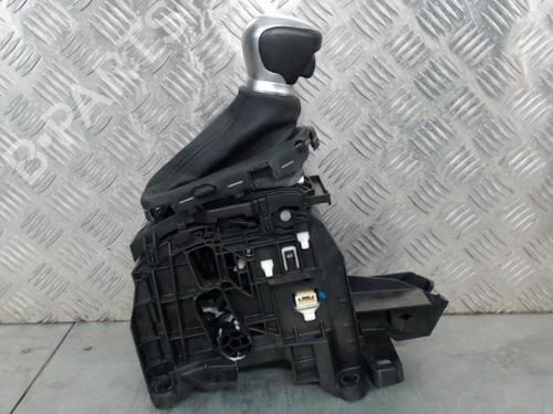 Used Gear lever Gear lever TOYOTA C-HR (_X1_) 2.0 Hybrid (MAXH10) (184 hp) 23838826 23838826