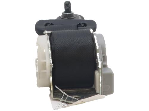 rear-left-seatbelt-toyota-aygo-_b4_-2014-40269307 main image