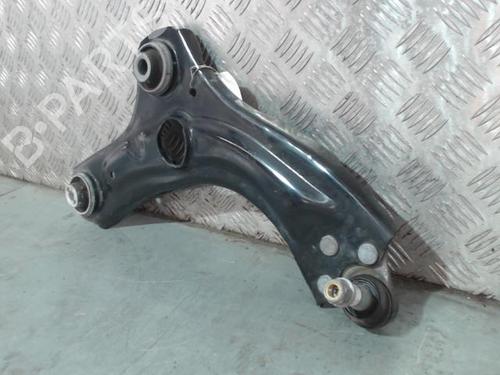 right-front-suspension-arm-renault-clio-v-b7_-2019-30647923 main image