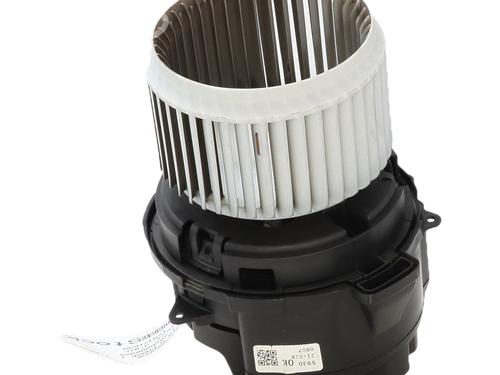 Heater blower motor RENAULT CLIO V (B7_) 1.0 TCe 90 (B7MT) | BP37419330M62 - Image 4