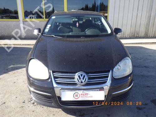 hood-vw-jetta-iii-1k2-2004-2005-2006-2007-2008-2009-2010-2011-2012-2013-23838607 main image