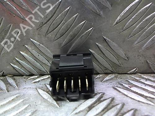 Used Left front window switch Left front window switch CITROËN BERLINGO / BERLINGO FIRST MPV (MF_, GJK_, GFK_) 1.4 i (MFKFX, MFKFW, GJKFWB, GJKFWC, GFKFWC) (75 hp) 23051447 23051447