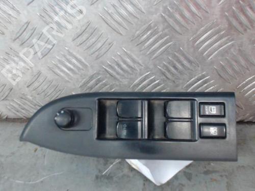 Used Left front window switch SUZUKI GRAND VITARA II (JT, TE, TD) 1.9 DDiS All-wheel Drive (JT419, TD44, JB419WD, JB419XD,... (129 hp) 25892922