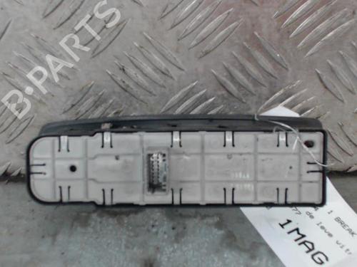 Used Left front window switch Left front window switch RENAULT MEGANE III Grandtour (KZ0/1) 1.5 dCi (KZ09, KZ0D, KZ1G, KZ29, KZ14, KZ1W, KZ10, KZ1F,... (110 hp) 26733140 26733140