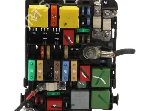 Fuse box PEUGEOT 2008 I (CU_) 1.6 BlueHDi 100 | BP36793363E1 - Image 2