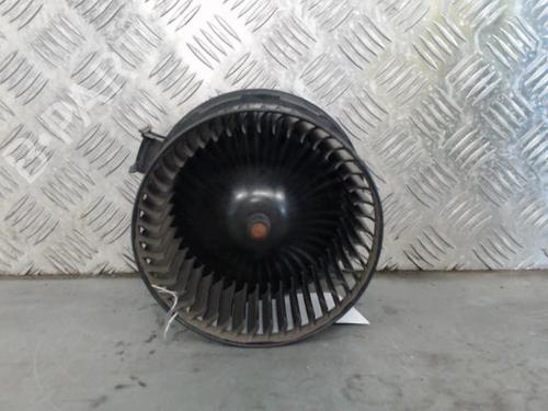 Gebläsemotor für FORD FIESTA VI (CB1, CCN) 1.6 TDCi (95 hp) 28490036