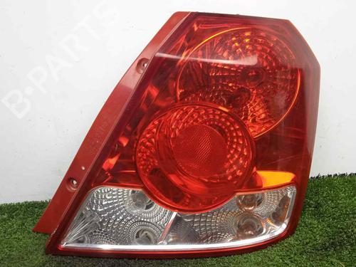 Used Right taillight CHEVROLET AVEO / KALOS Hatchback (T200) 1.4 16V (94 hp) 18645115