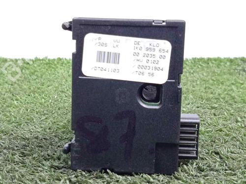 Used Electronic sensor VW TOURAN (1T1, 1T2) 1.9 TDI (100 hp) 21212796