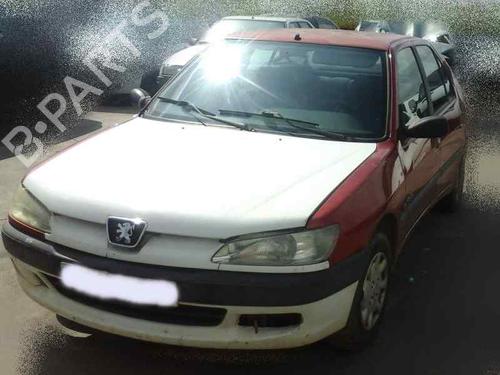 Right taillight PEUGEOT 306 Hatchback (7A, 7C, N3, N5)  | BP5693453C35 