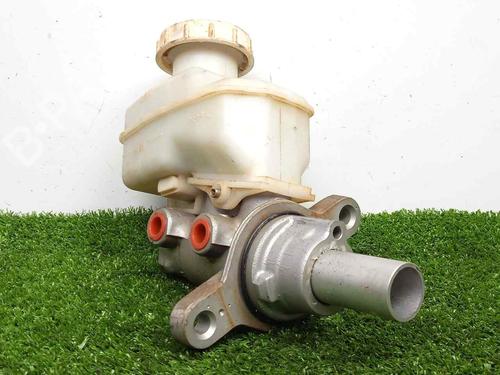 Used Brake master cylinder MITSUBISHI L200 / TRITON (KJ_, KK_, KL_) 2.4 DI-D 4WD (KJ0T) (154 hp) 11502472