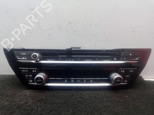 Used Climate control BMW 5 (G30, F90) 520 d (190 hp) 24319661