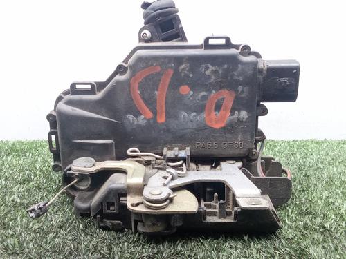 front-right-lock-seat-leon-1m1-1999-2000-2001-2002-2003-2004-2005-2006-31952517 main image