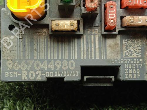 Fuse box PEUGEOT 407 (6D_) 2.0 HDi 135 (6DRHRH, 6DRHRE, 6DRHRG, 6DRHRJ) | BP31194058E1