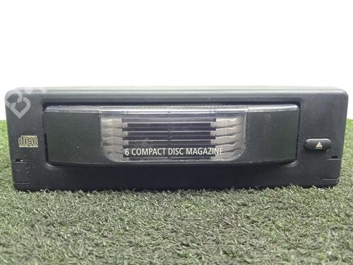 Used Radio BMW 5 Touring (E61) 525 d (177 hp) 28817938