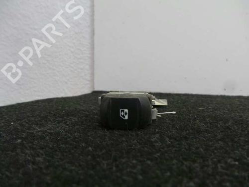 Interrupteur de vitre avant droite RENAULT MEGANE II (BM0/1_, CM0/1_) 1.5 dCi (BM02, BM13, BM2A, CM02, CM13) | BP12208344I26 