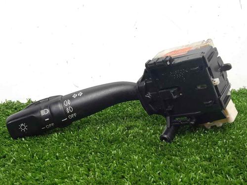 Used Headlight switch TOYOTA COROLLA Verso (ZER_, ZZE12_, R1_) 2.2 D-4D (AUR10_, AUR10R) (136 hp) 5731327