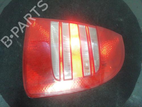 Right taillight SKODA SUPERB I (3U4) 1.9 TDI | BP26010696C35 