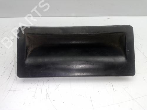 Used Tailgate handle VW TOURAN (1T3) 1.2 TSI (105 hp) 15981440