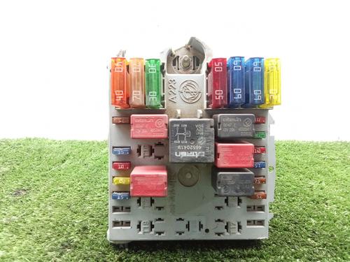 Used Fuse box Fuse box FIAT PUNTO (188_) 1.2 60 (188.030, .050, .130, .150, .230, .250) (60 hp) 40219252 40219252