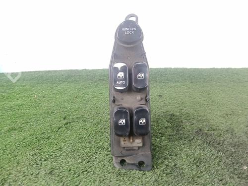 Used Left front window switch HYUNDAI LANTRA II (J-2) 1.6 16V (114 hp) 31595589