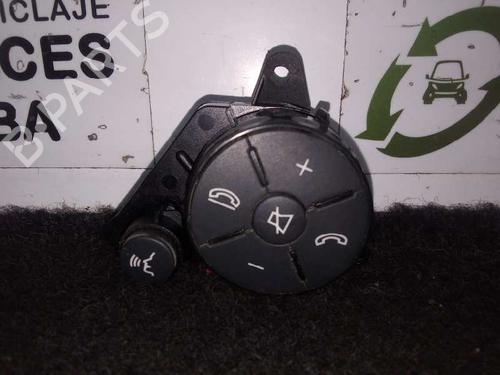 Used Steering wheel controls MERCEDES-BENZ C-CLASS (W204) [2007-2015]  12208807