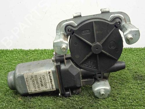 Moteur de lève-vitre avant droit NISSAN INTERSTAR Van (X70) [2002-2025]  30043839