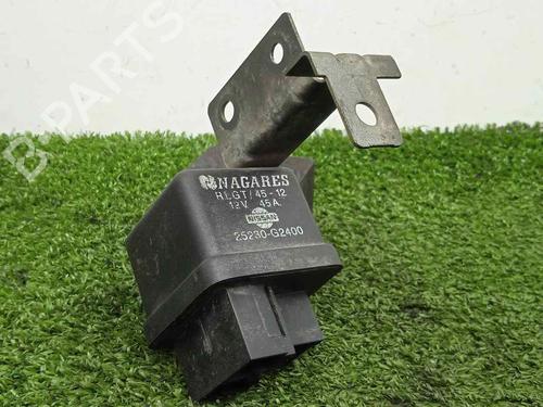 Used Electronic module NISSAN TERRANO II (R20) 2.7 TDi 4WD (125 hp) 13372245