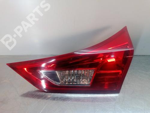 Used Right tailgate light Right tailgate light TOYOTA AURIS (_E18_) 1.6 (ZRE181_, ZRE185_, ZRE185R, ZRE181R) (132 hp) 10180827 10180827