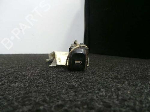 Used Right rear window switch CITROËN XANTIA (X2) [1998-2003]  12208138