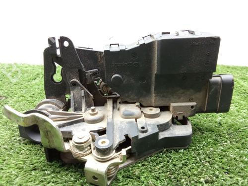 Used Front right lock Front right lock MERCEDES-BENZ M-CLASS (W163) ML 270 CDI (163.113) (163 hp) 39683982 39683982
