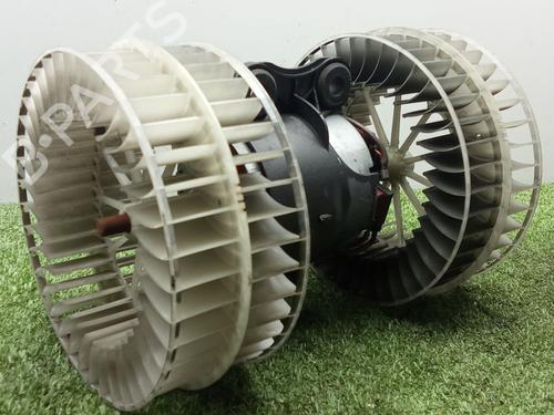 Used Heater blower motor Heater blower motor MERCEDES-BENZ VITO Van (W638) 108 D 2.3 (638.064, 638.068) (79 hp) 40265255 40265255