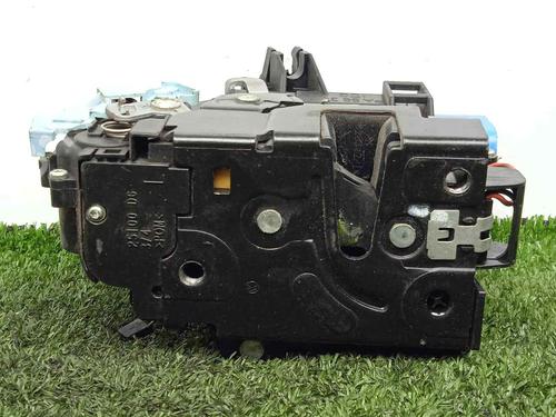 Front left lock VW TOUAREG (7LA, 7L6, 7L7) 2.5 R5 TDI | BP9223843C98 