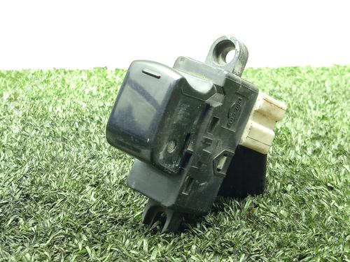 Used Right front window switch NISSAN CABSTAR (F24M, F24W) 28.11 DCI, 32.11 DCI, 35.11 DCI 2.5 (F24M) (110 hp) 30902841