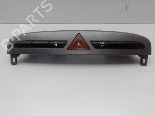 Used Warning switch PEUGEOT 308 I (4A_, 4C_) 1.6 HDi (109 hp) 15547689